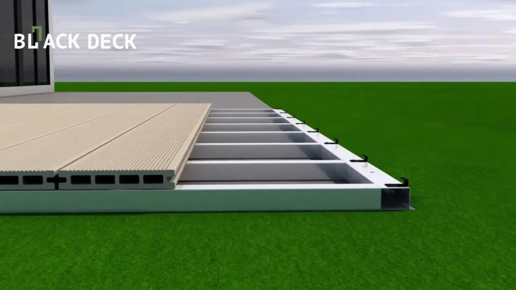 kak-ustanovit-terrasnuyu-dosku-iz-dpk-8 (1).jpg